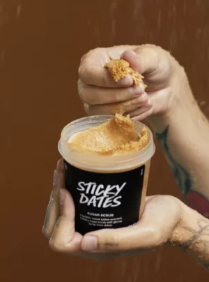 GOMMAGE STICKY DATES