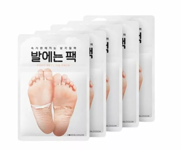 Pack peeling pieds en 2 étapes, 5 soins en chaussettes